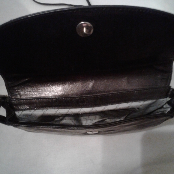 Paristil Women's Leather Shoulder Bag 10 x 7, Black. - Picture 3 of 4